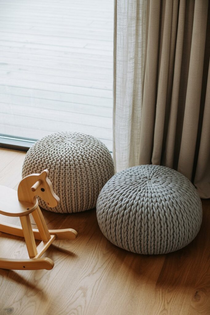 Soft Textures with Knitted Poufs