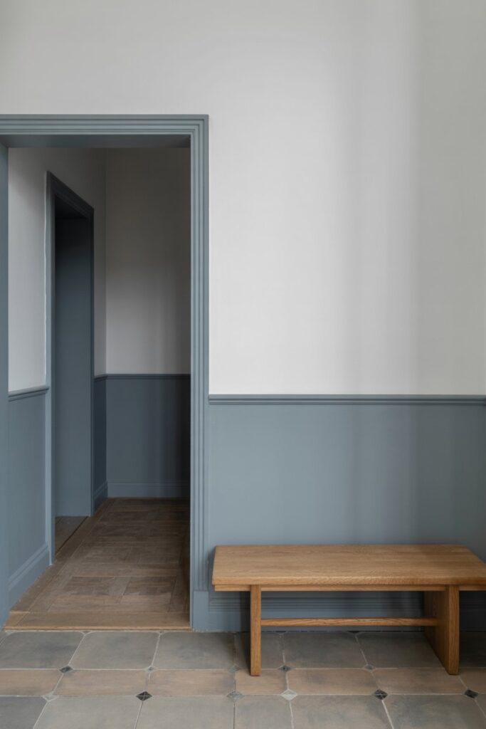 Subtle Color-Blocking